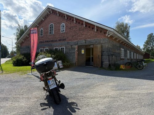 SS1000 AR25 ajon aikaisia kuvia