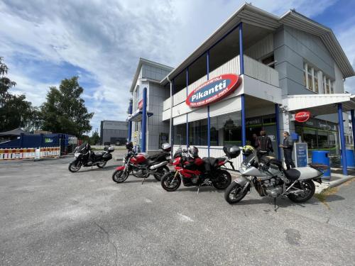 Ajelukuvia kesältä 2024