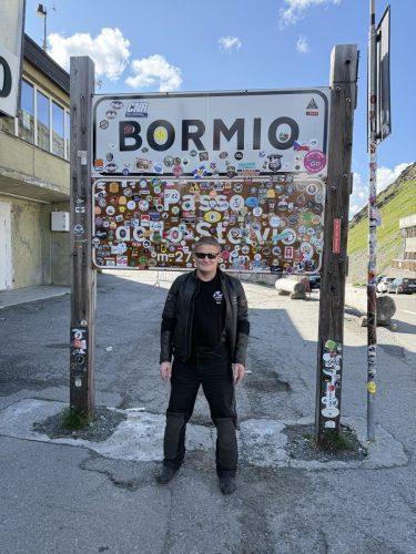 Eurotour -25. 50v takana, enemmän edessä. 