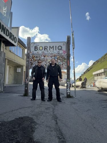 Eurotour -25. 50v takana, enemmän edessä. 