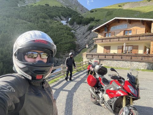 Eurotour -25. 50v takana, enemmän edessä. 