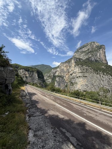 Eurotour -25. 50v takana, enemmän edessä. 