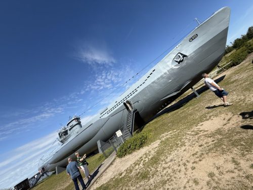 Eurotour -25. 50v takana, enemmän edessä. 